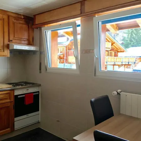 Verbier 3-Bed Apartment Summer Golf Winter Ski Apartment *