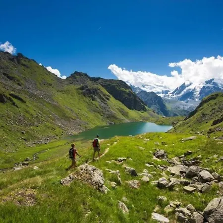 Verbier 3-Bed Apartment Summer Golf Winter Ski Apartment Bagnes